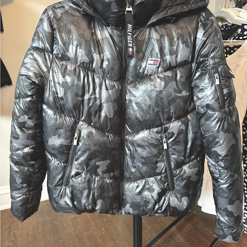 Like new Tommy Hilfiger Jacket.